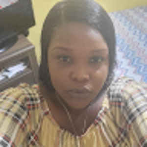 Meet your Posher, Nahomie